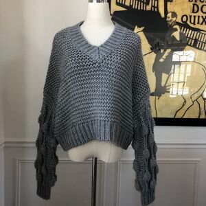 Elan Chunky Knit Cropped Vneck Sweater Grey S